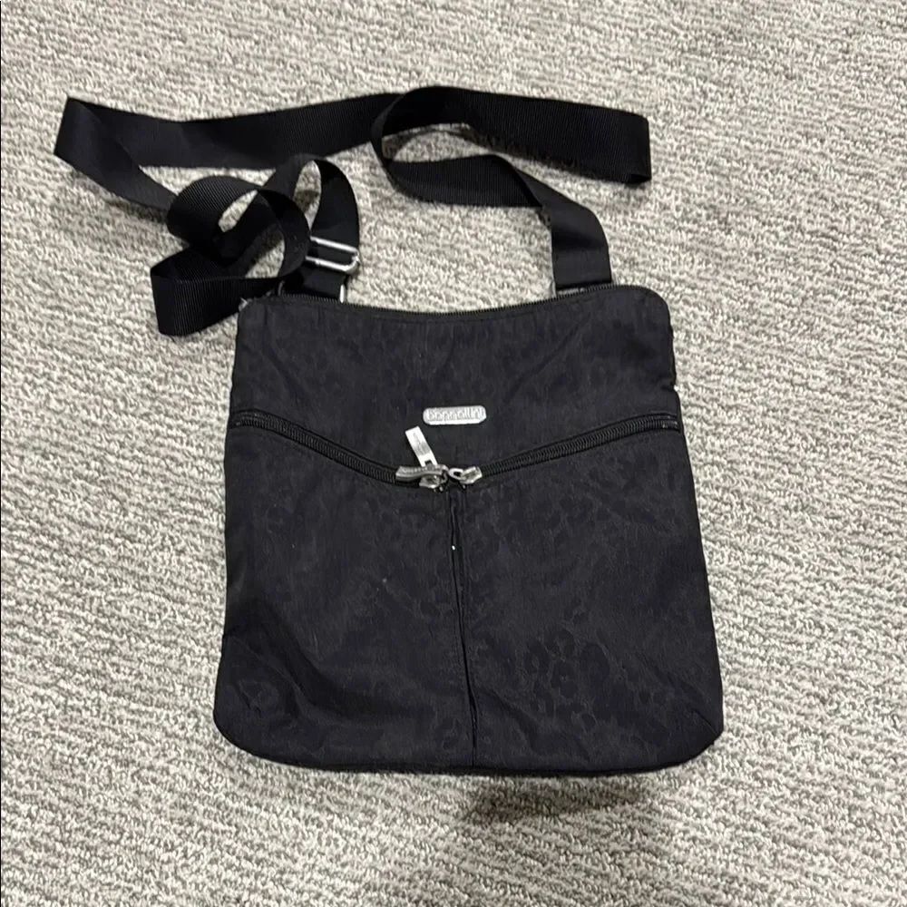 Baggallini Black Crossbody Bag